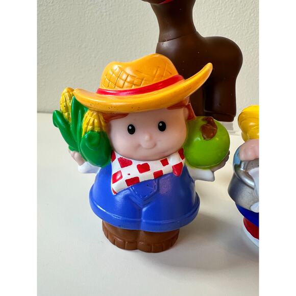 Fisher-Price Little People Farmers Set of 4 Girl Boy Brown Horse Cow Toy - Picture 3 of 15